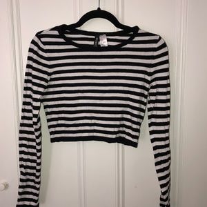 FOREVER 21 Striped Long Sleeve Crop